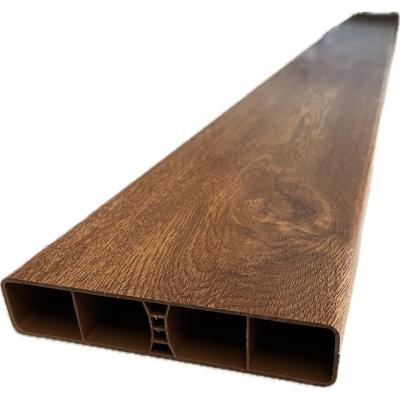 Lisse PVC 130x26 pour clôture et portail